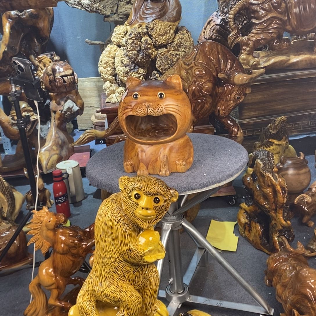 可***乖木木雕摆件香樟木大嘴猫