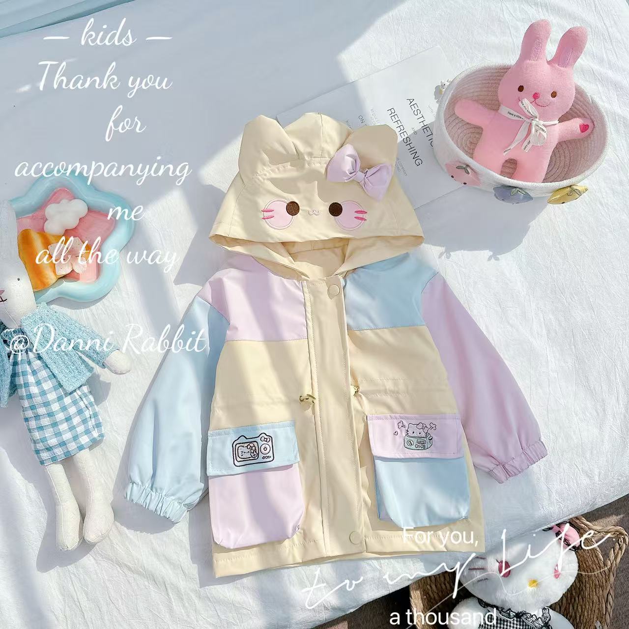 【Dannirabbit】*马卡龙色系立体猫耳朵kt—彩色拼接外套* W-508