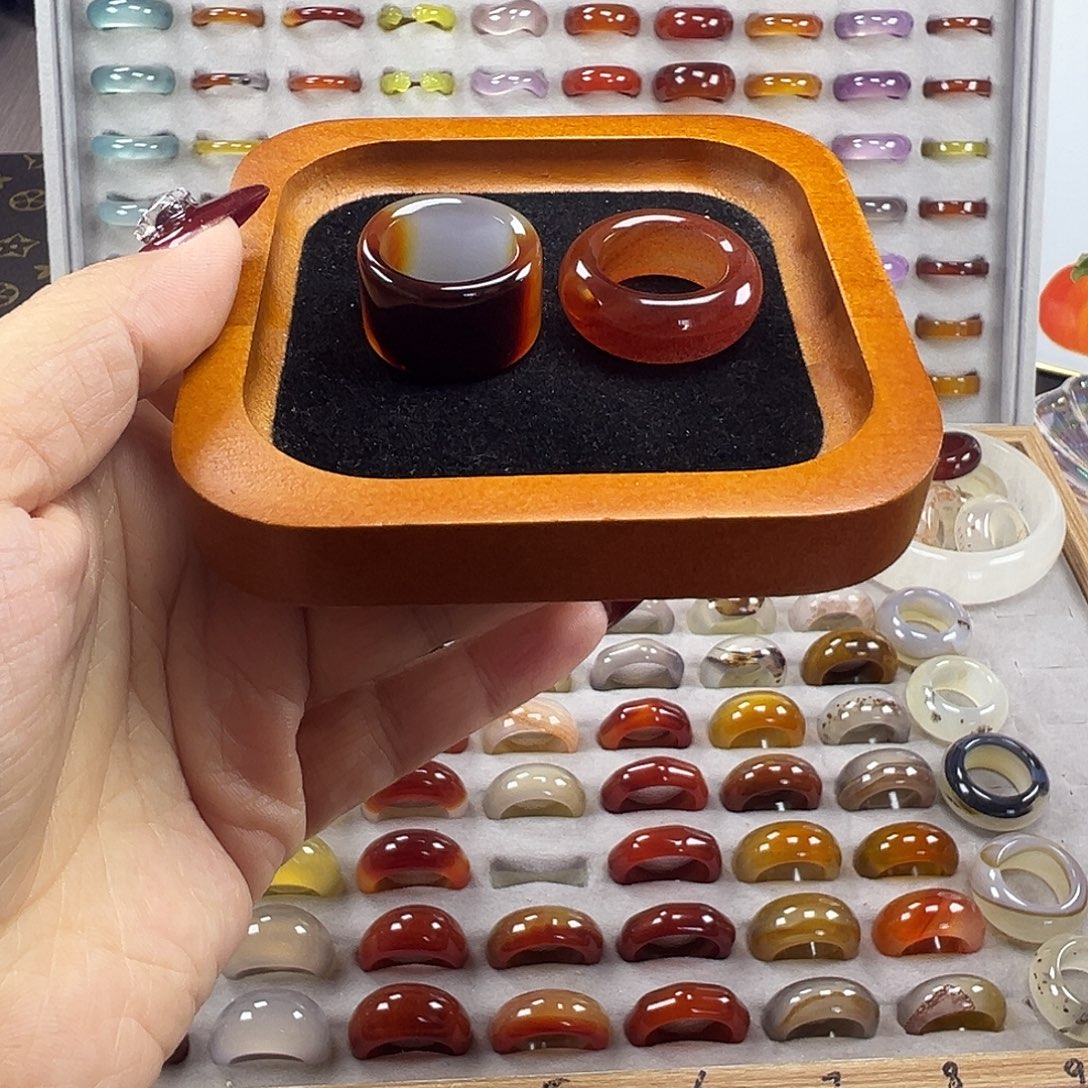 玛瑙/玉髓未镶嵌戒指A16不退换18.7港19+拍两单2只