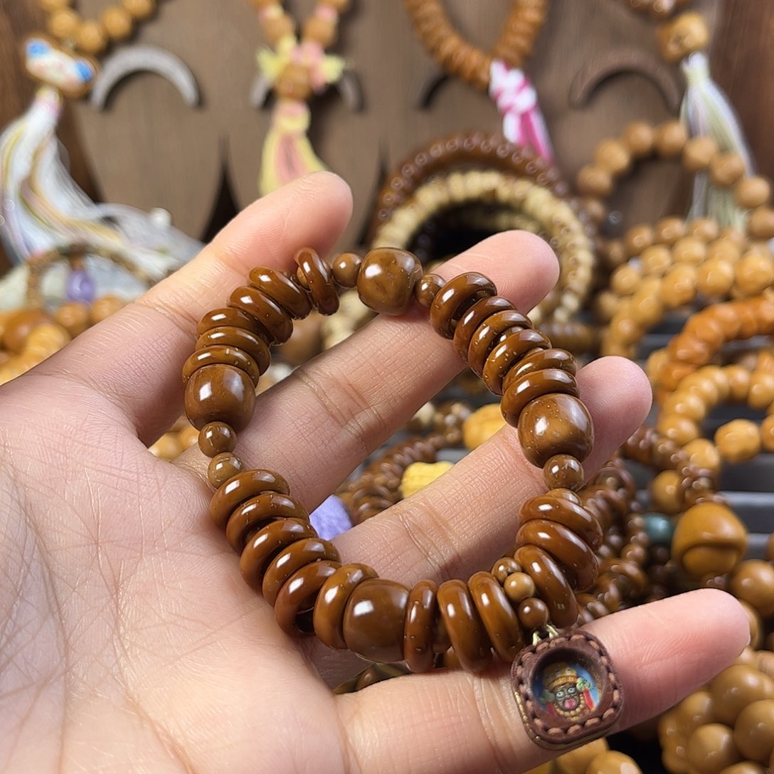 暮***雪紫金鼠吊坠紫金鼠手串手持碗肠标题