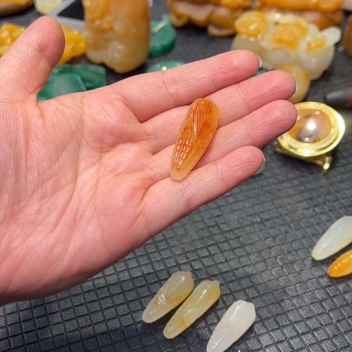未镶嵌手链石英质玉（非洲翠）