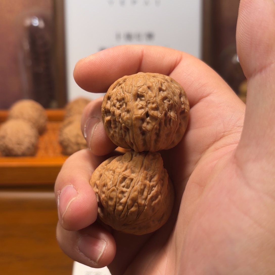 文玩核桃吊坠乾隆磨Q5810