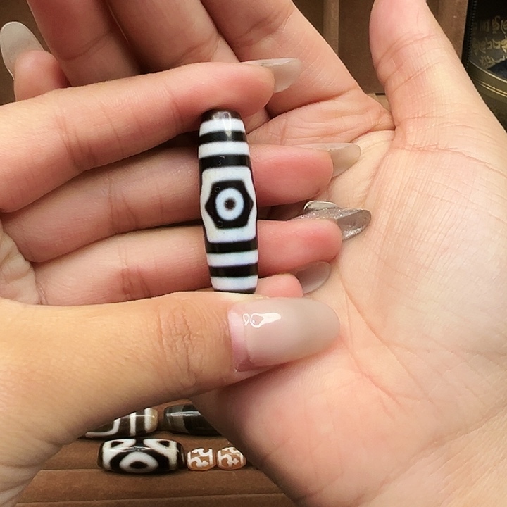 玛瑙/玉髓颈饰未镶嵌孤*