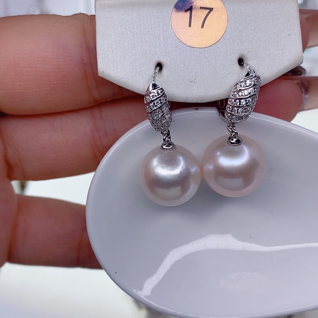 琳****淡水珍珠耳饰银S925镶嵌