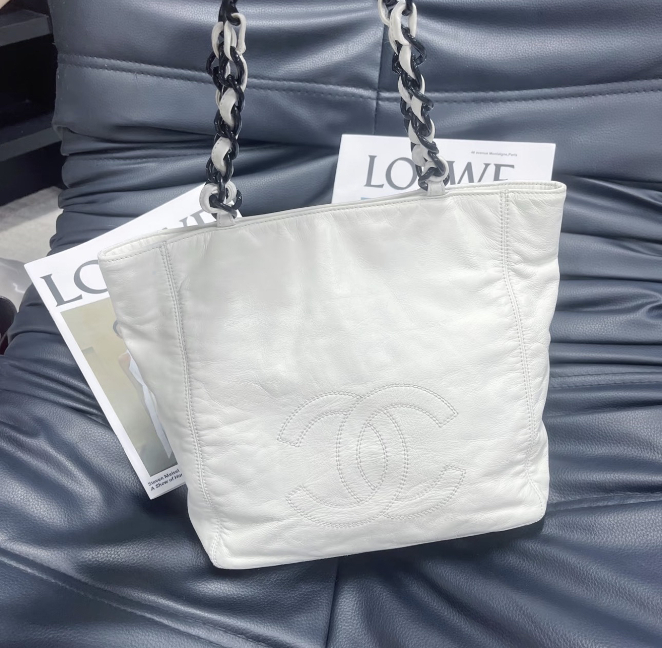 95新 Chanel/香奈儿 白色荔枝纹95新腋下包包