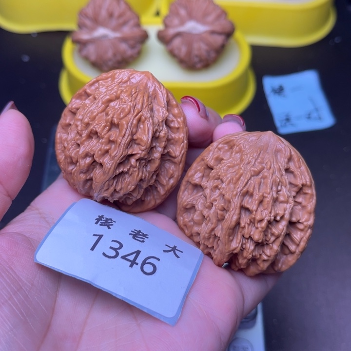 把件文玩核桃虎头42.1346