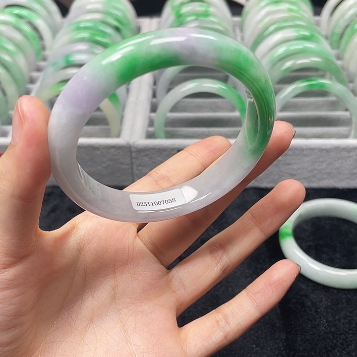 小***亮以图为准006无美颜