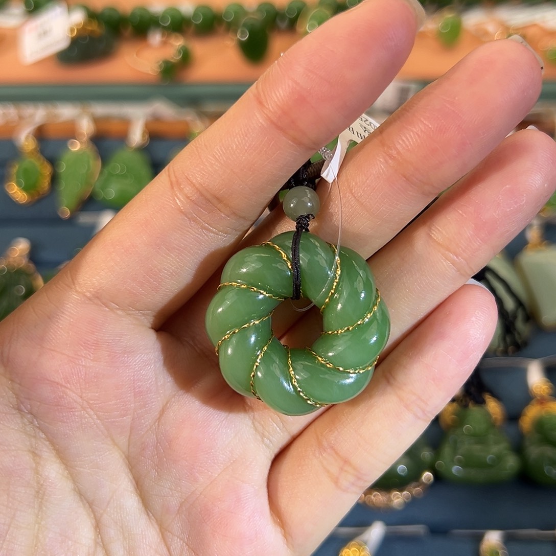 和田玉（碧玉）18K金镶嵌吊坠(不含链)