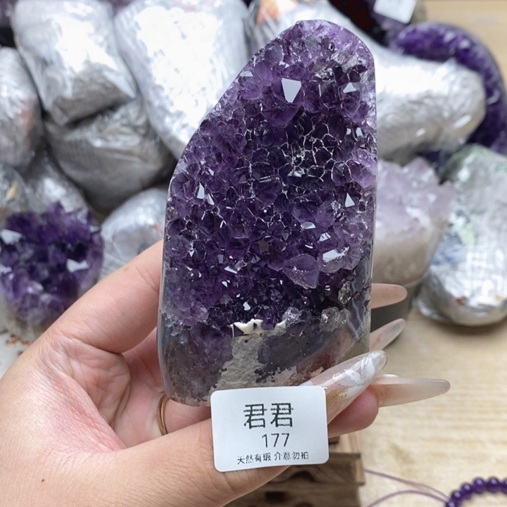 紫晶大型摆件（非配饰）未镶嵌