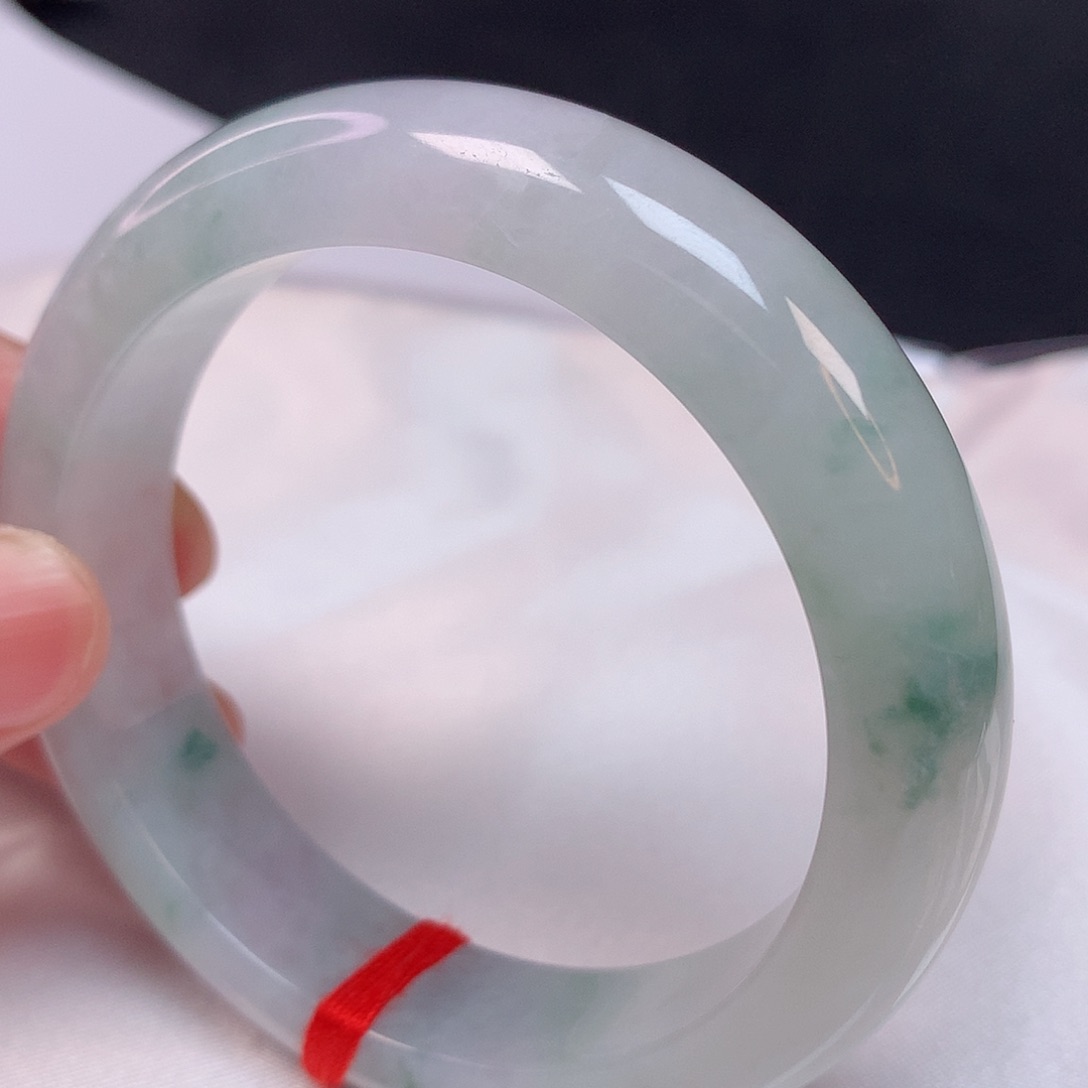 翡翠手镯未镶嵌52 翡翠手镯