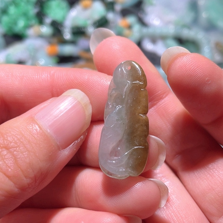 【闪购商品】翡翠颈饰未镶嵌天然翡翠