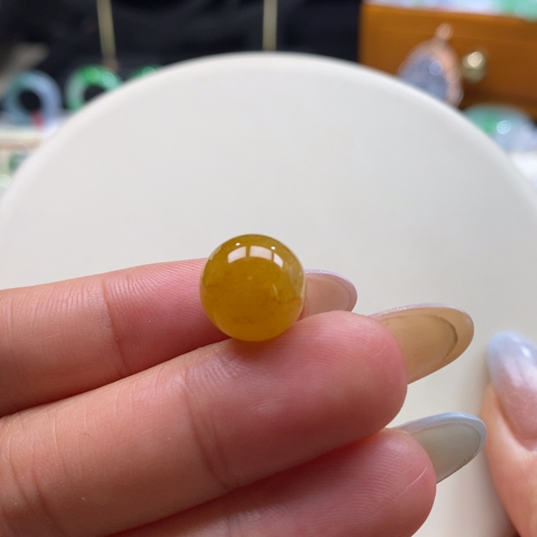 翡翠吊坠(不含链)未镶嵌翡翠冰黄飘红翡珠卡12.3m