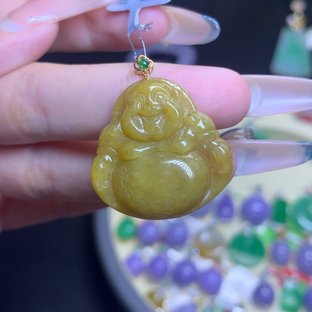 颈饰18K金镶嵌翡翠