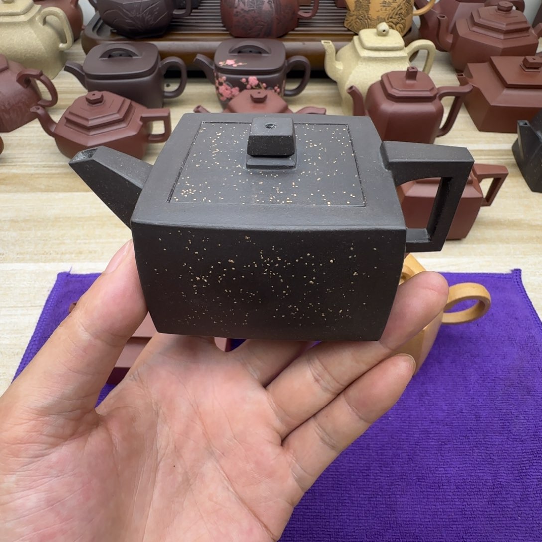 紫泥壶半手工。紫泥。小品四方壶130毫升