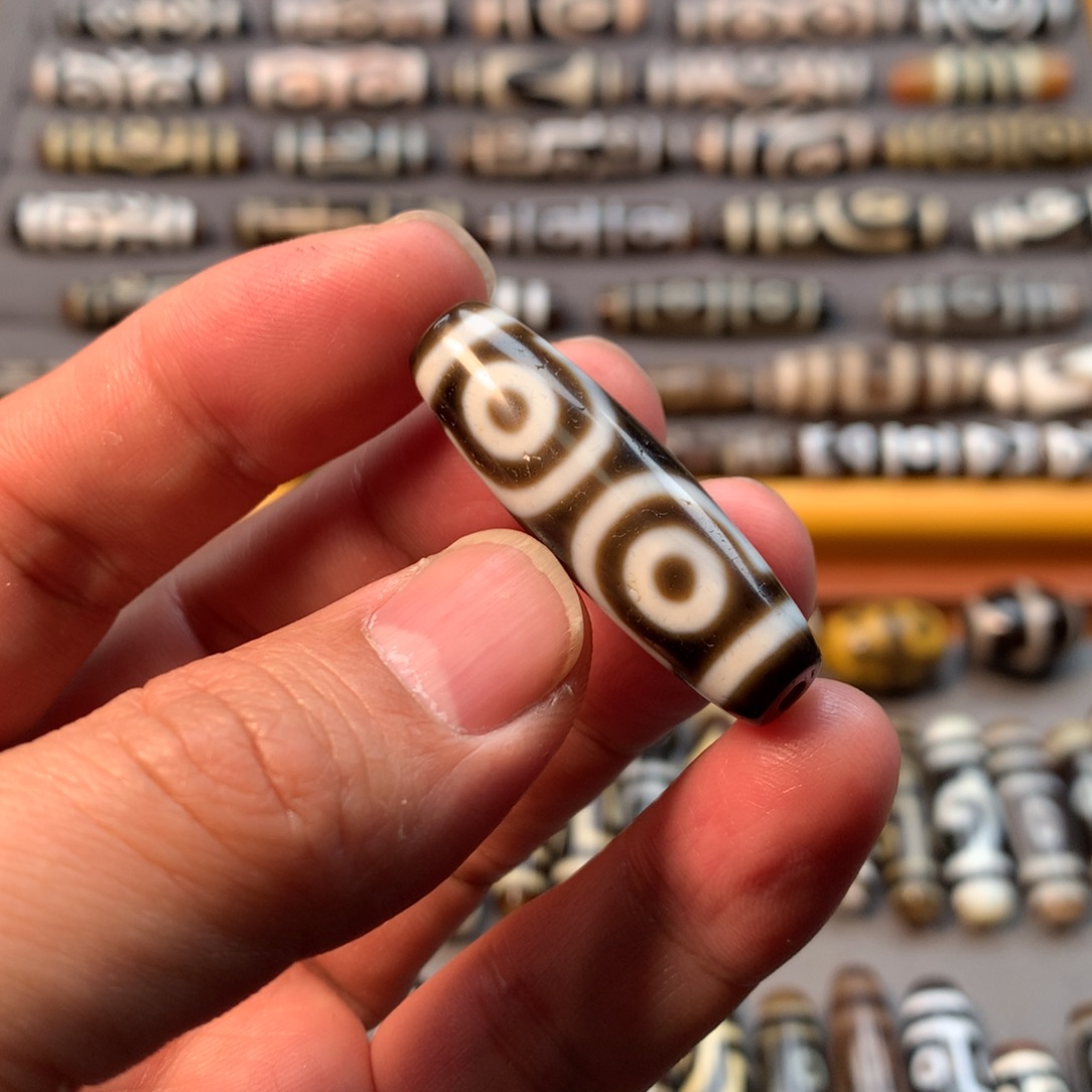 ****生玛瑙/玉髓未镶嵌颈饰