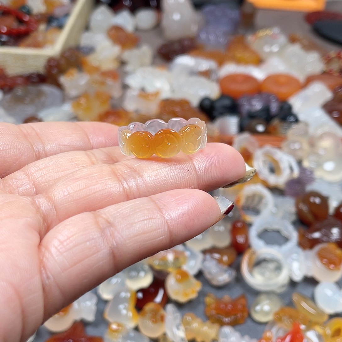 玛瑙/玉髓颈饰未镶嵌只****)