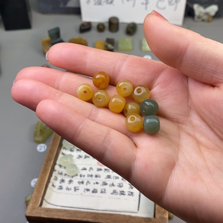 ****Z蛇纹石玉未镶嵌文玩百搭配饰