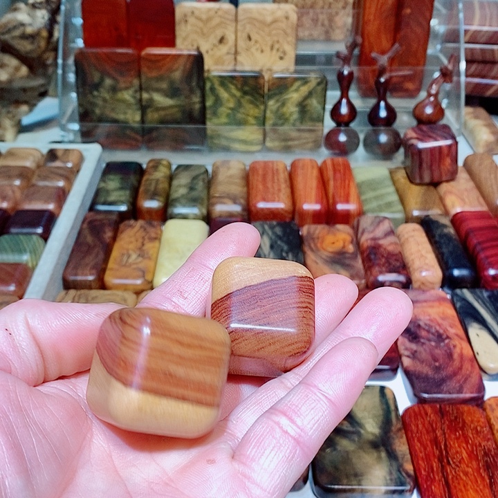 爱***玩香榧木木质哈把玩件25