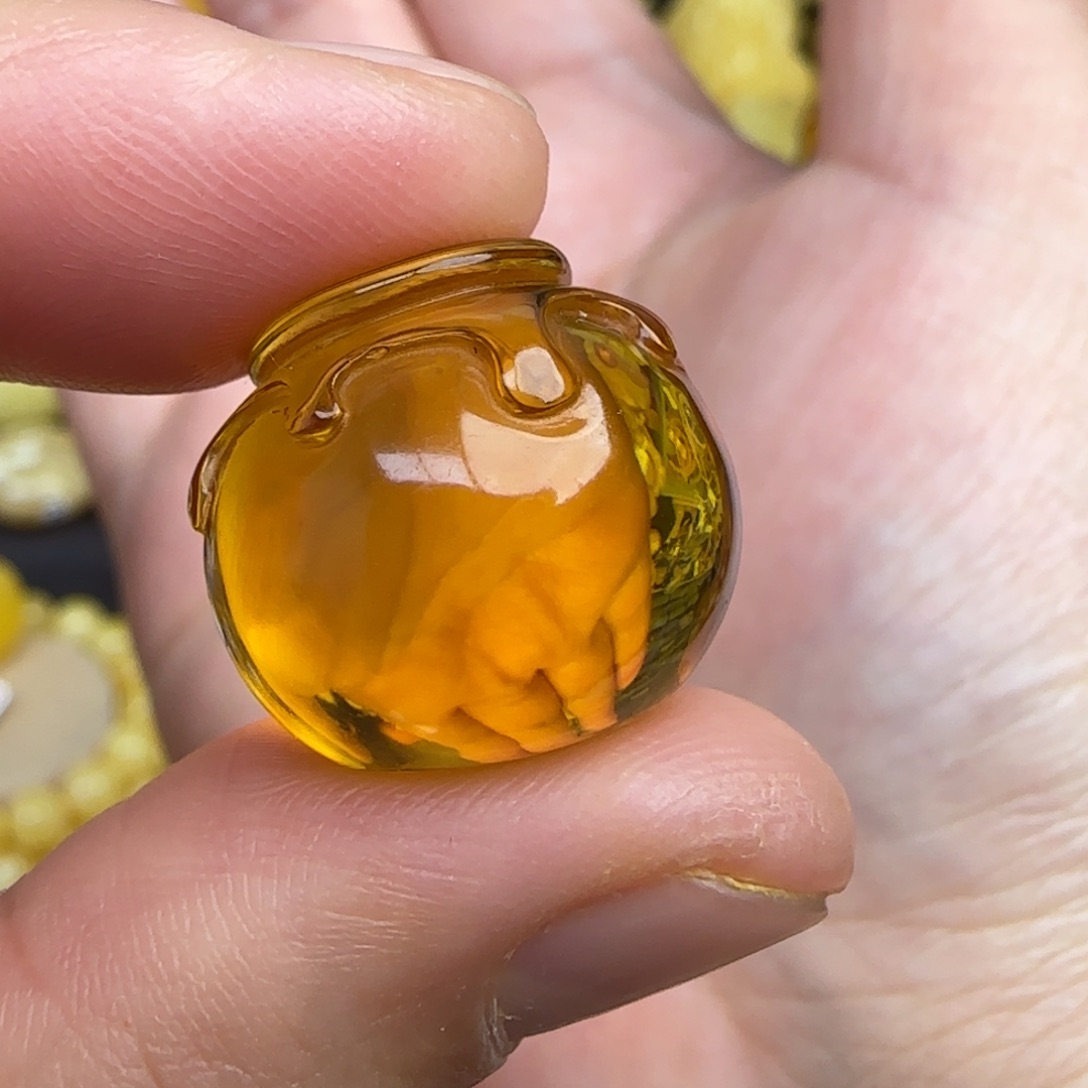 金珀吊坠(不含链)未镶嵌俄料净水金珀蜜罐