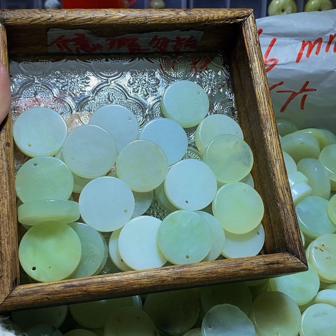 未镶嵌蛇纹石玉其他65