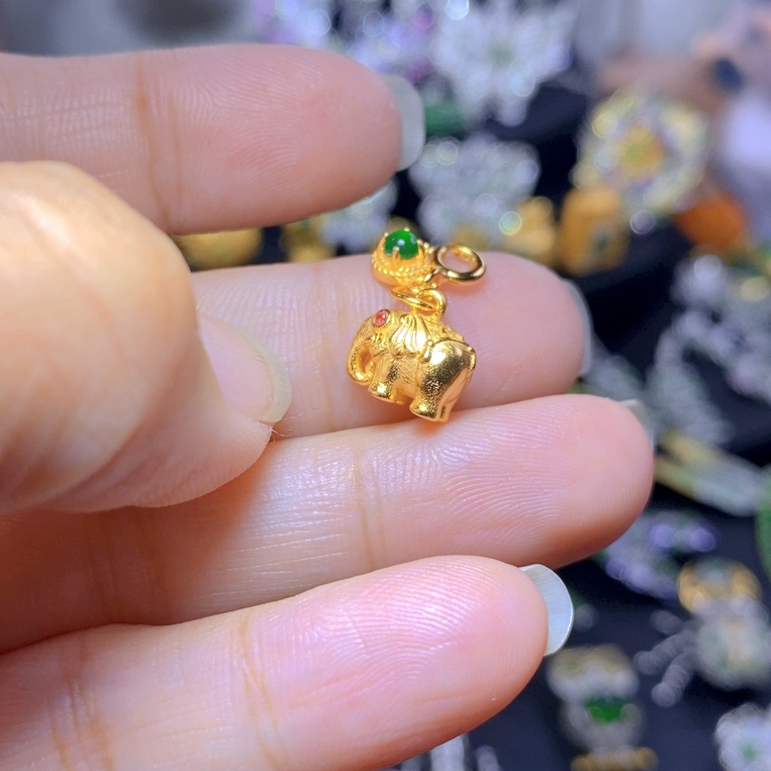 翡翠银S925镶嵌耳饰天然翡翠