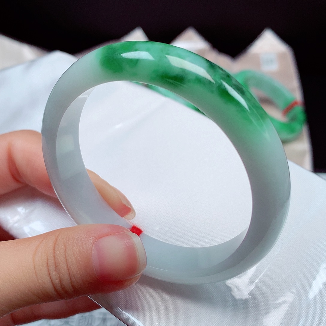 翡翠未镶嵌手镯1561