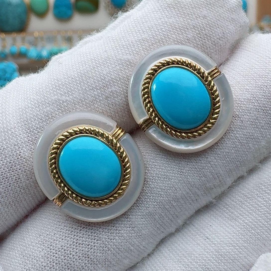 绿松石18K金镶嵌耳饰