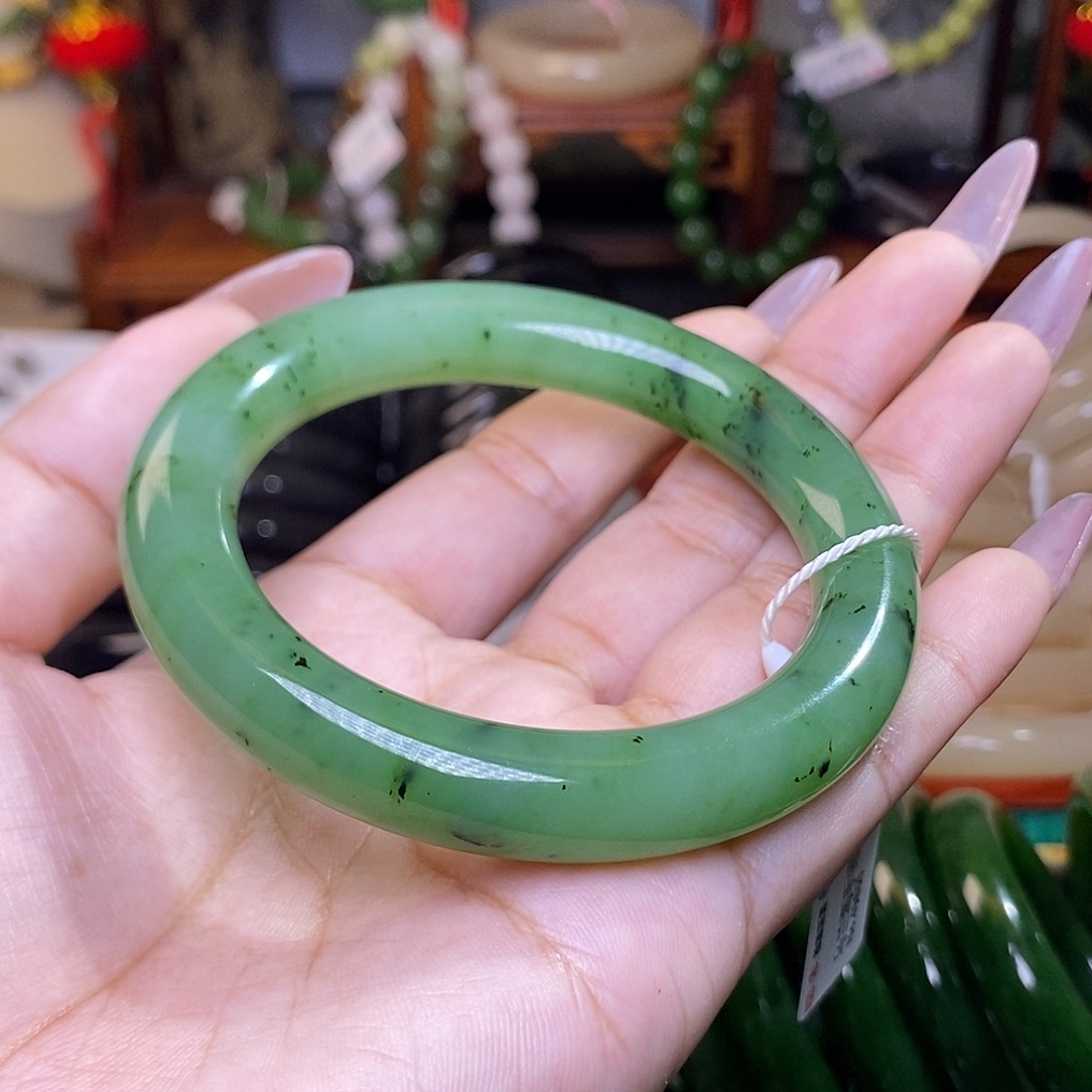 和田玉碧玉猕猴桃老料手镯58圈未镶嵌