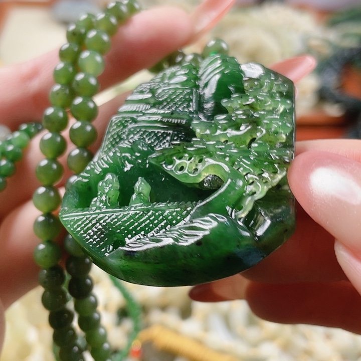 未镶嵌和田玉挂件