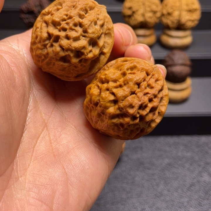 吊坠文玩核桃F绣球39