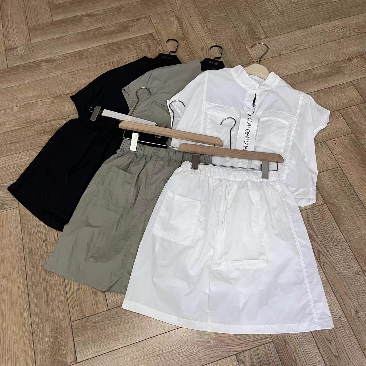 9935三色休闲套装