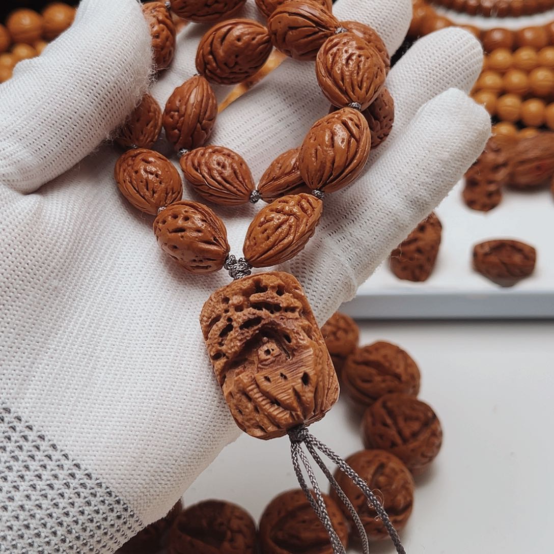 满**辰手工桃核手持