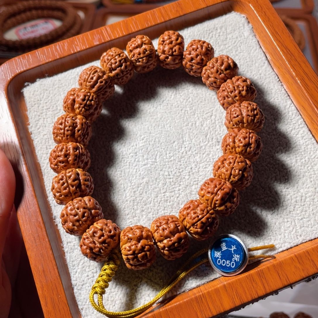 时***年吊坠金刚菩提爆肉梅花17