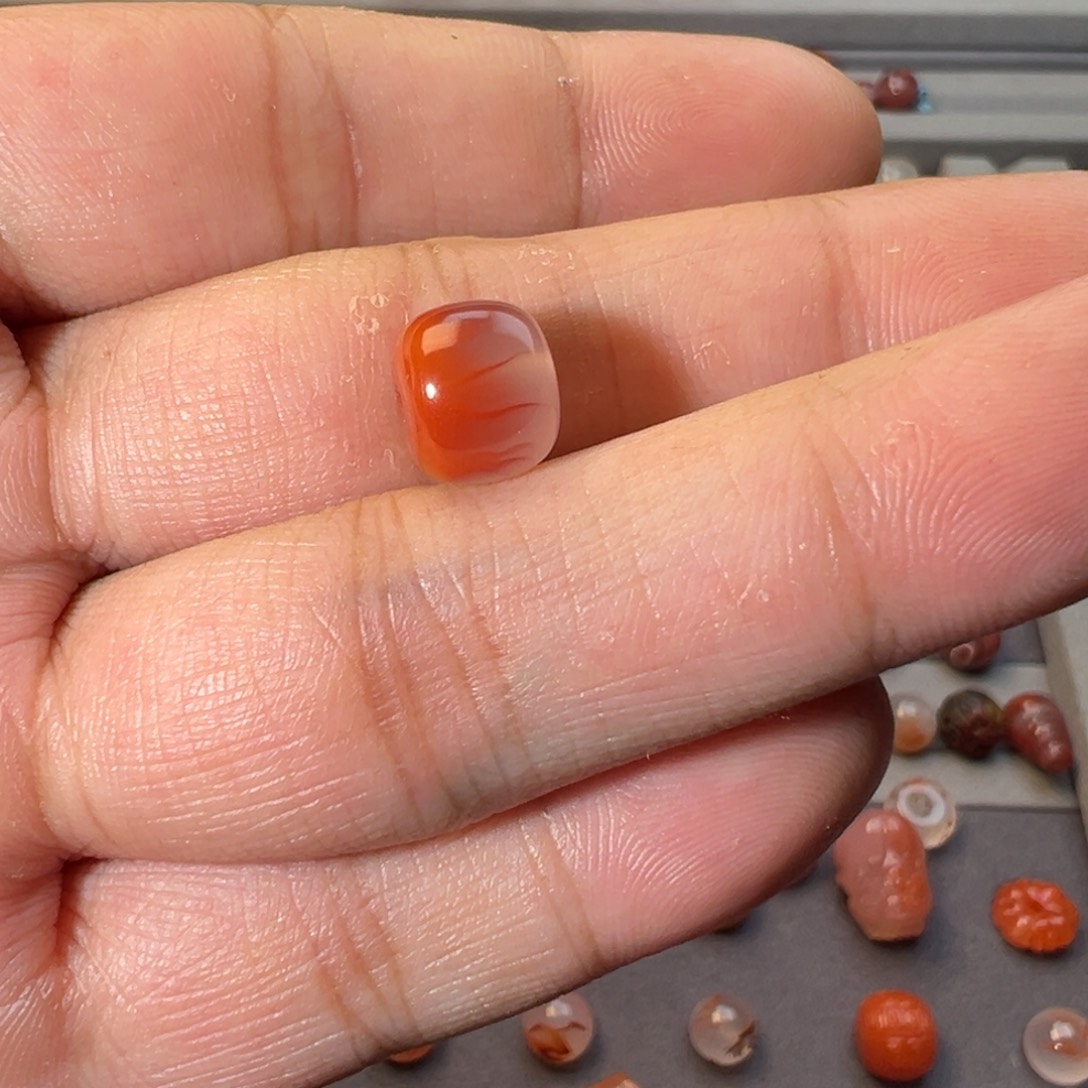散***仙未镶嵌南红玛瑙珠宝奇石冰飘老型9.8mm