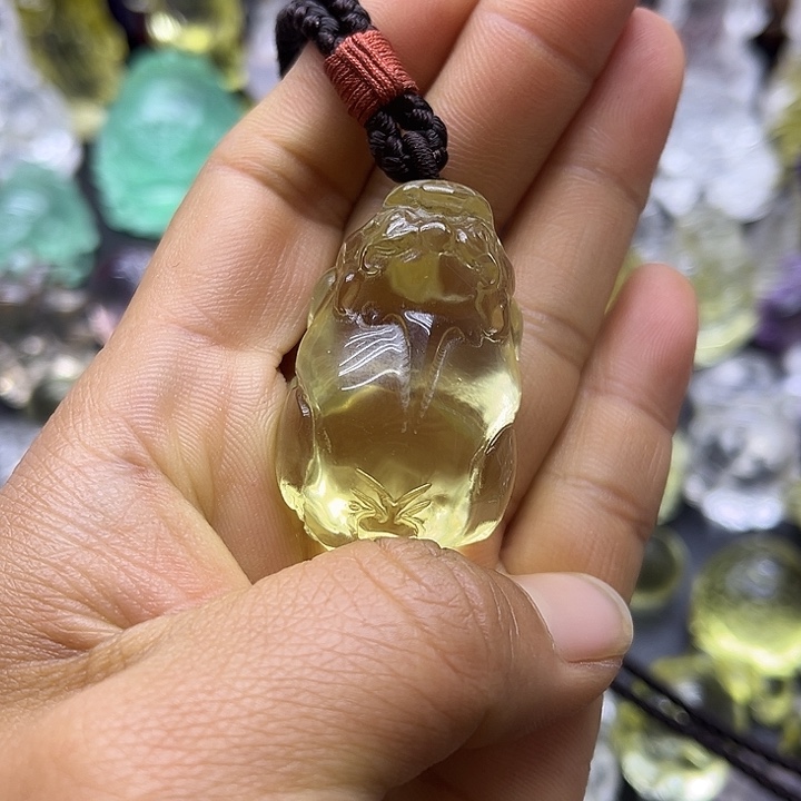 水晶吊坠未镶嵌吊坠