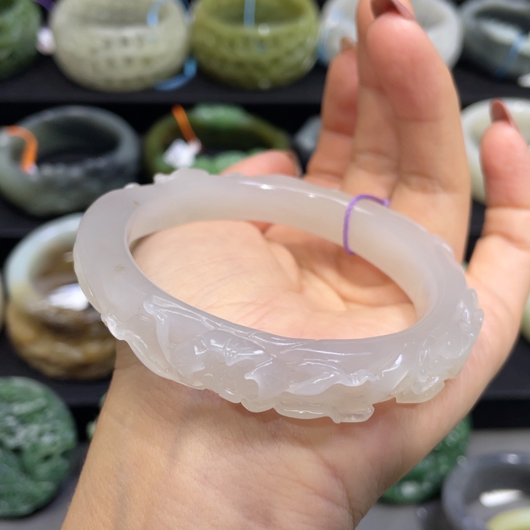 和田玉手镯未镶嵌45