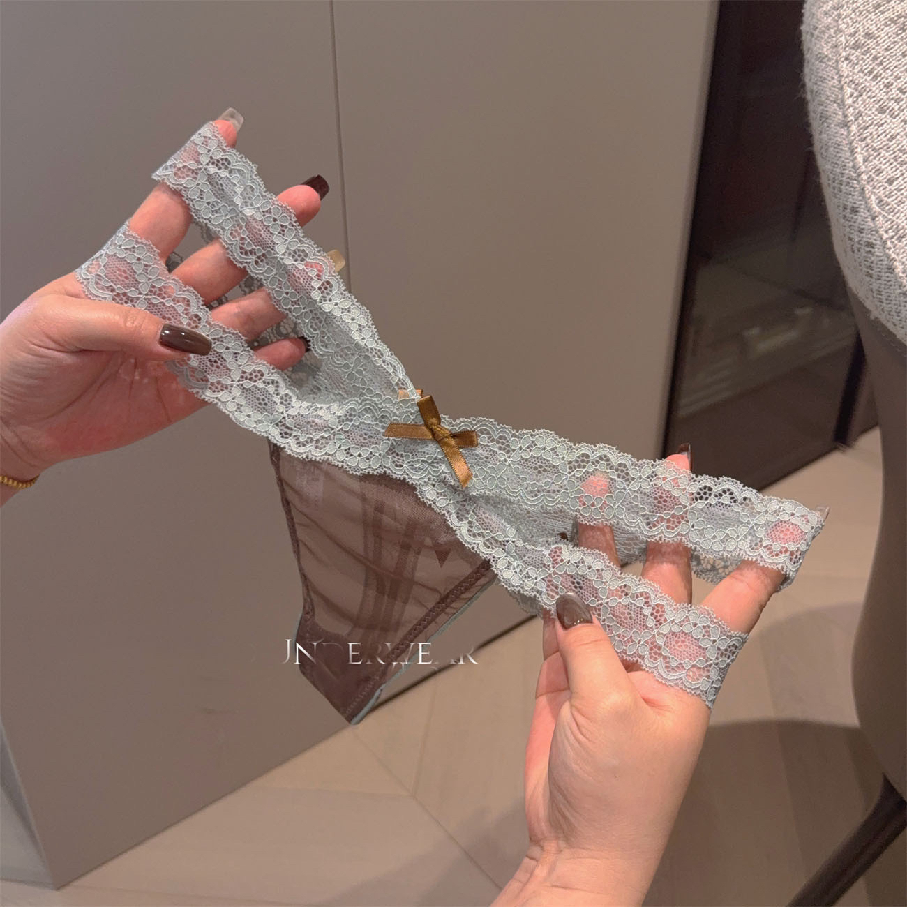 2025新款轻奢舒适蕾女低腰透气亲肤蝴蝶结三角内裤