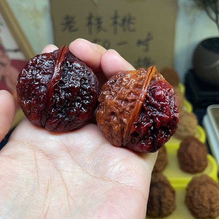 文玩核桃把件13、七彩鸭嘴兽41