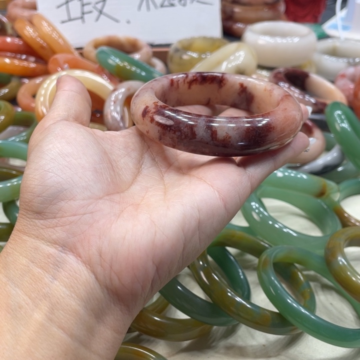 梦***S石英质玉钛钢珠宝奇石