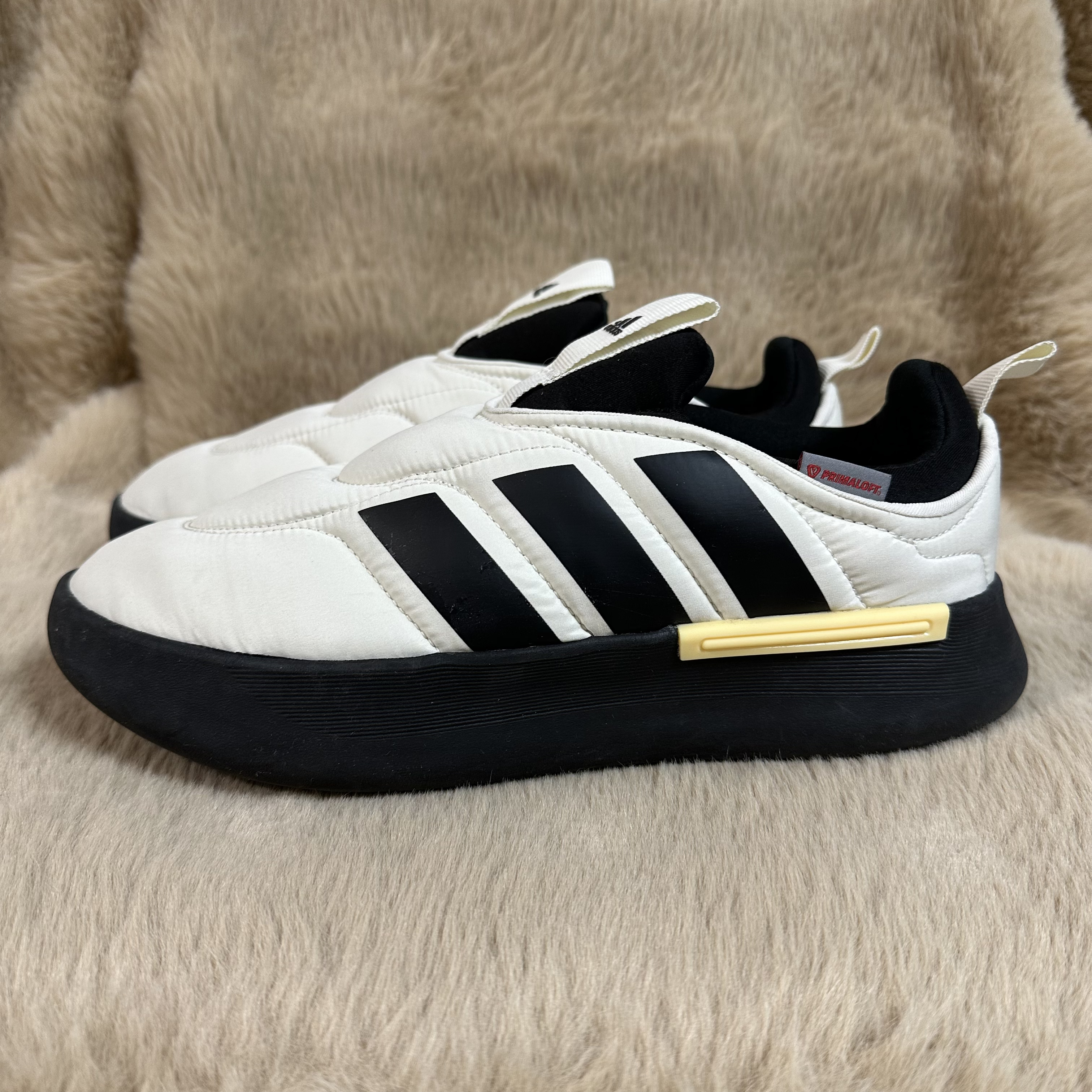 95新 MM6 42码260/偏小一码 Adipuff 复古 轻便 防滑 跑鞋