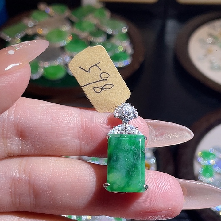 翡翠银S925镶嵌颈饰