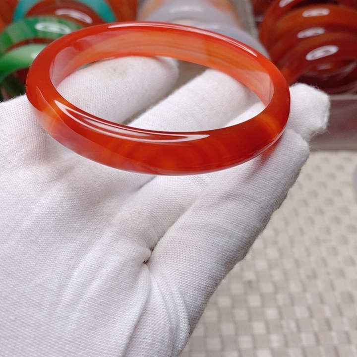 玛瑙/玉髓手镯未镶嵌