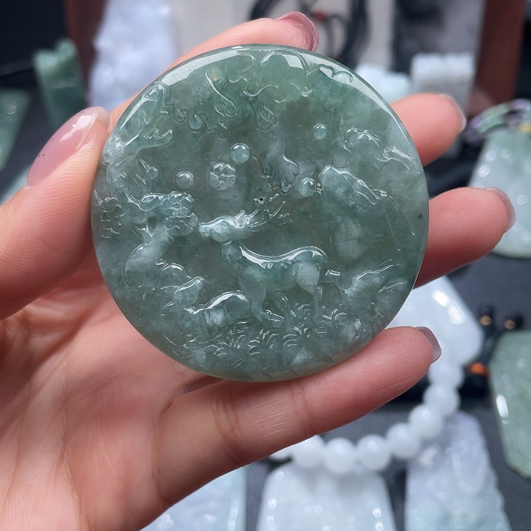 翡翠未镶嵌颈饰翡翠