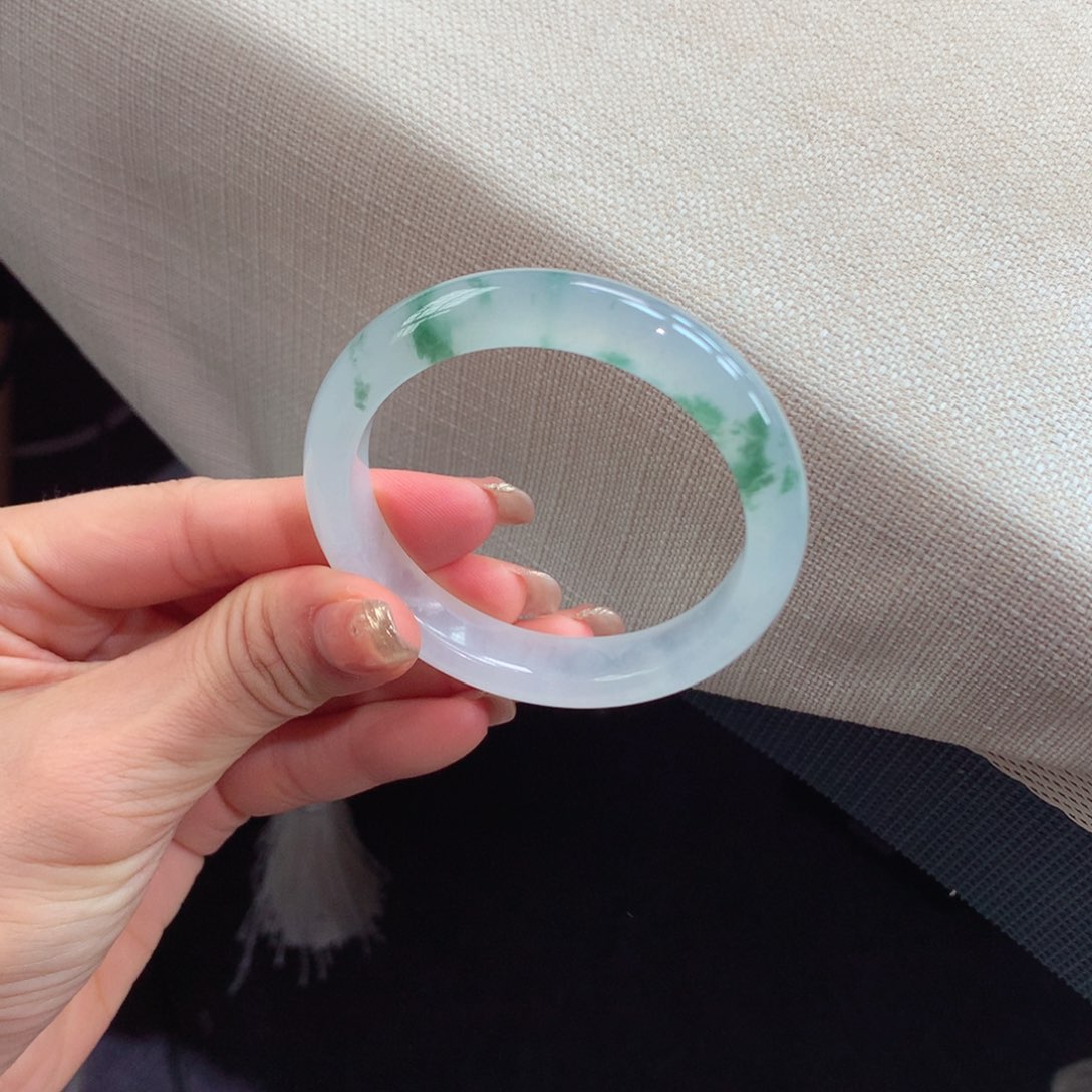 翡翠手镯未镶嵌17号