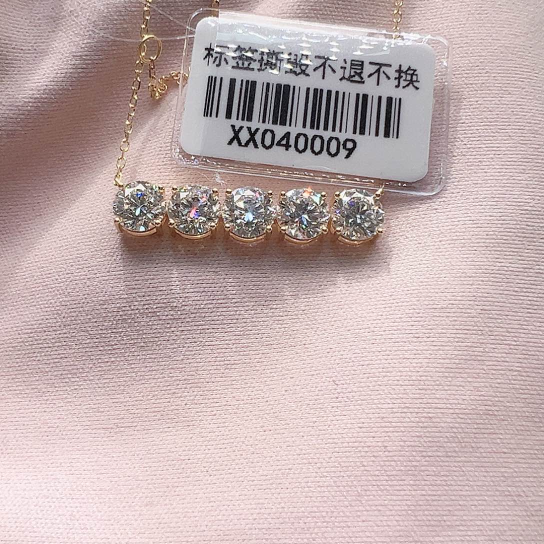 18K金镶嵌项链实验室培育钻石2.752ct培育钻石平衡木项链