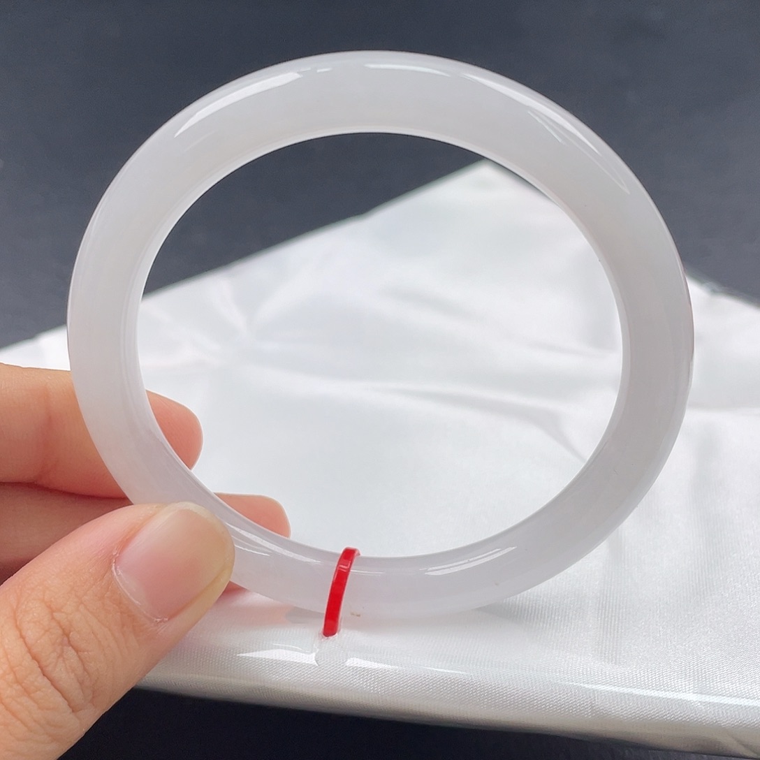 翡翠未镶嵌手镯（圆镯）5758圈