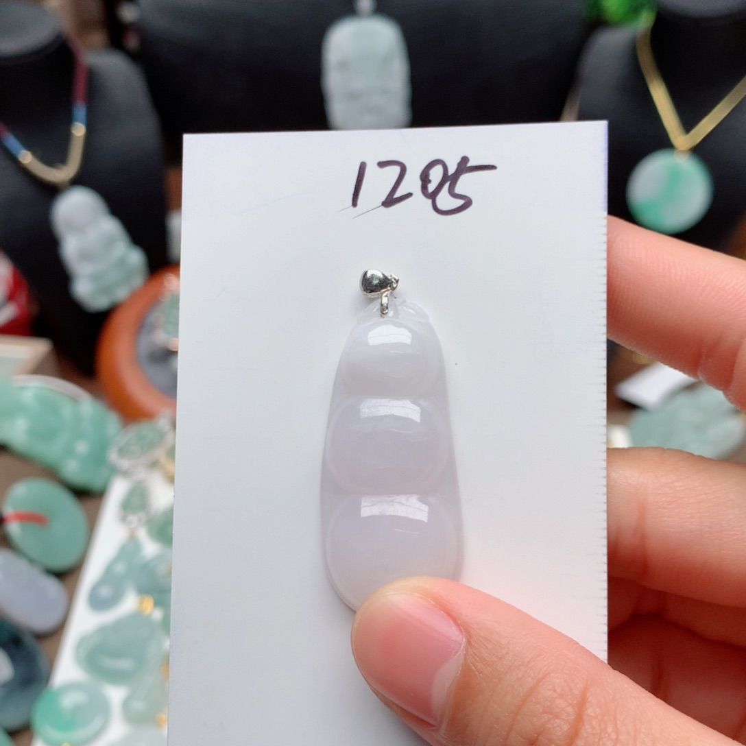 翡翠颈饰银S925镶嵌吊坠