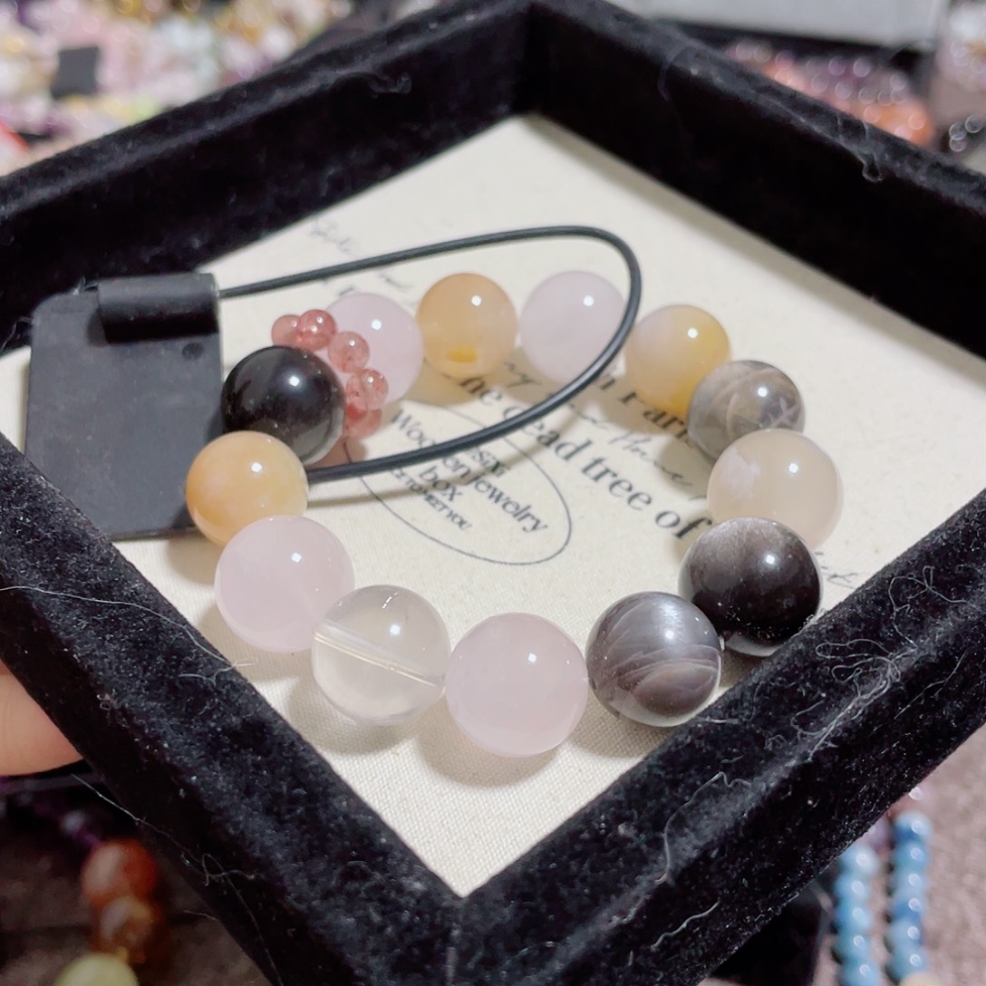 水晶未镶嵌手链粉棕