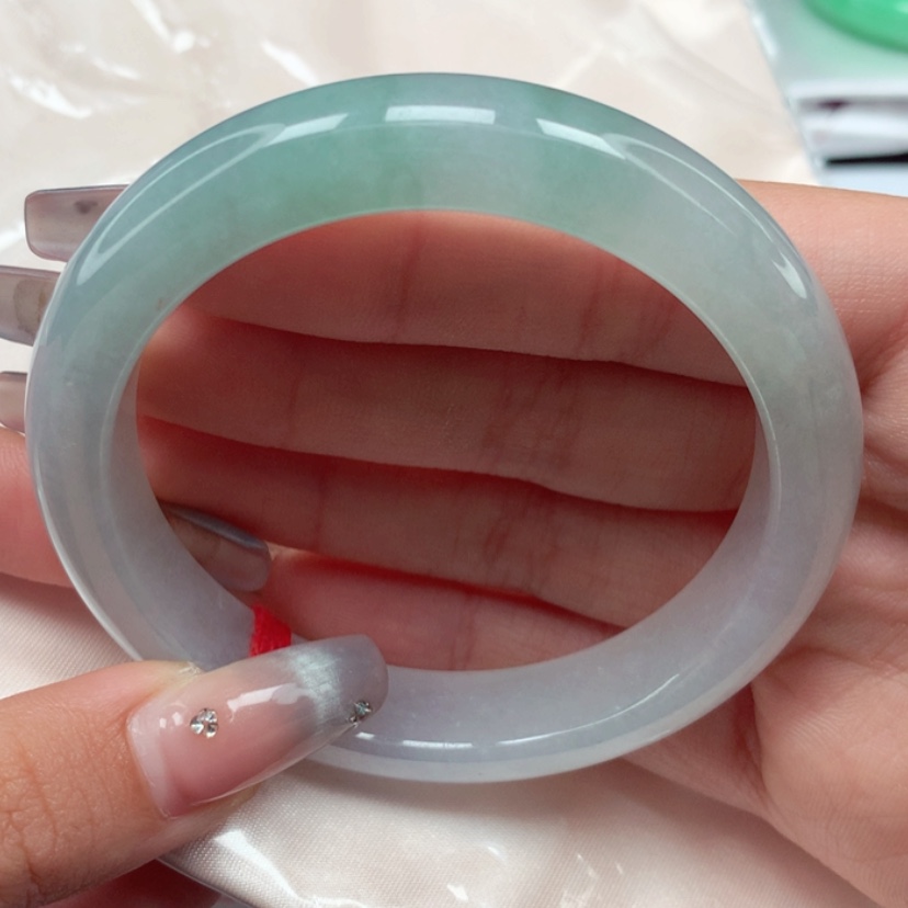 【闪购商品】翡翠手镯未镶嵌56圈