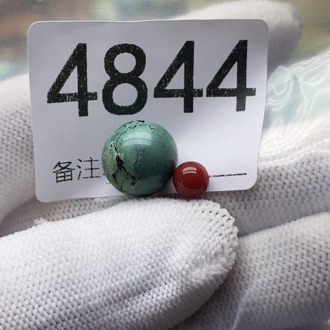 星***四南红玛瑙未镶嵌颈饰